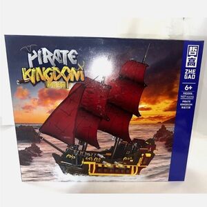 Queen Ann’s Revenge Ship Pirates of the Caribbean Boat Building Blocks Toy NEW